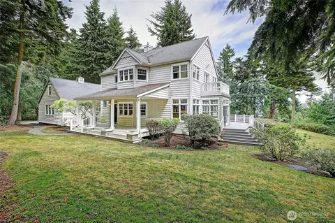 3559 Meerkerk Ln, Greenbank, WA 98253
