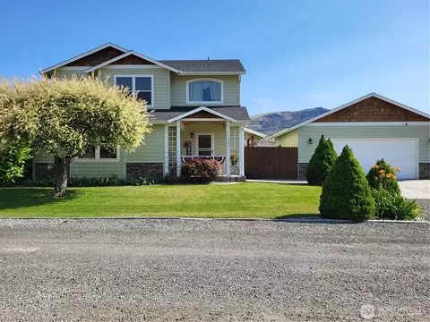 5734 Austin Pl, Rock Island, WA 98850