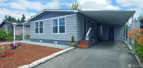 5900 64th St NE #6, Marysville, WA 98270