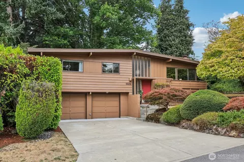 16434 SE 9th St, Bellevue, WA 98008