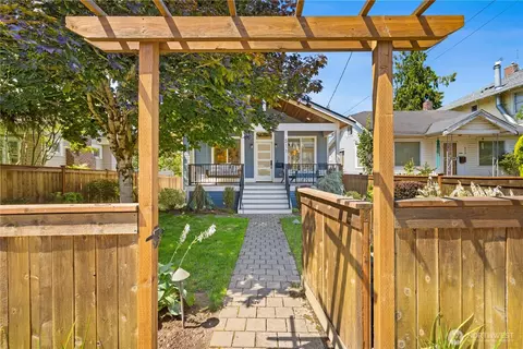 511 21st Ave E, Seattle, WA 98112 photo 3