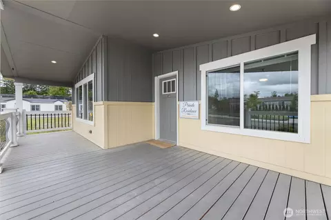 2076 Paradise Ave #15, Enumclaw, WA 98022 photo 3