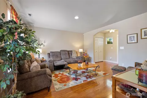 20304 48th Ave E, Spanaway, WA 98387 photo 8