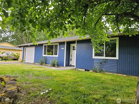 11332 Well Dr SE, Olympia, WA 98513