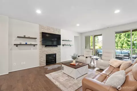 Living - 4613 234th Pl SE, Bothell, WA 98021 photo 2 of 2