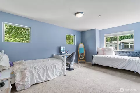 Bedroom - 4613 234th Pl SE, Bothell, WA 98021 photo 4 of 7