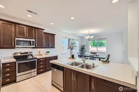 Kitchen - 3631 198th St SE, Bothell, WA 98012 photo 3 of 4