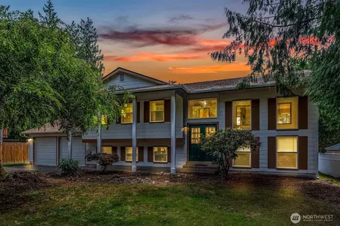 34716 4th Pl S, Federal Way, WA 98003