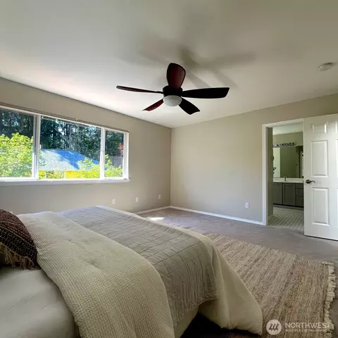 Bedroom - 132 170th Pl SE, Bothell, WA 98012 photo 2 of 4