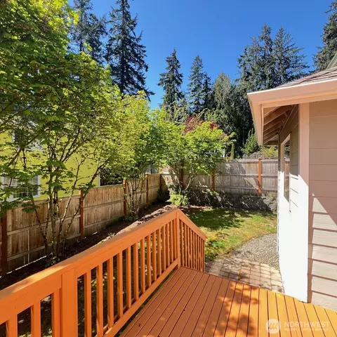 Exterior - 132 170th Pl SE, Bothell, WA 98012 photo 5 of 6
