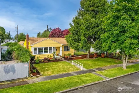 811 E 60th St, Tacoma, WA 98404