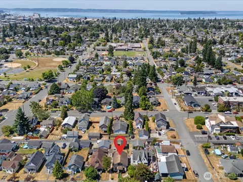 View/Area - 2210 Summit Ave, Everett, WA 98201 photo 2 of 4