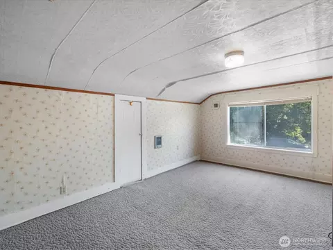 Bedroom - 2210 Summit Ave, Everett, WA 98201 photo 5 of 5
