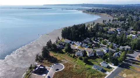 1130 Leighton St, Blaine, WA 98230