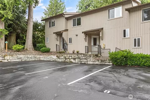 1305 W Clearbrook Dr #2, Bellingham, WA 98229