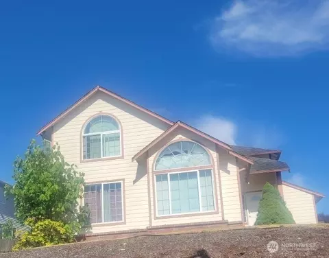 14012 SE 282nd St, Kent, WA 98042