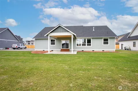 Exterior - 1204 E Georgia Ln, Everson, WA 98247 photo 6 of 8