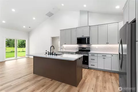 Kitchen - 1204 E Georgia Ln, Everson, WA 98247 photo 1 of 4