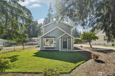 14427 156th Ave SE, Renton, WA 98059