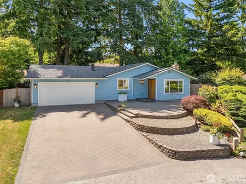 16049 NE 106th St, Redmond, WA 98052