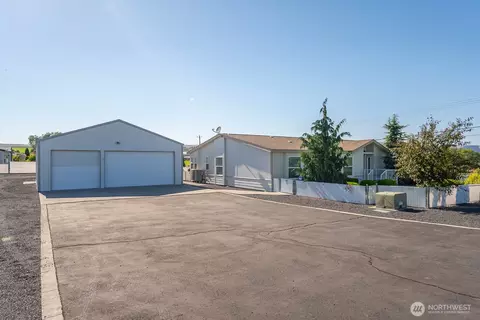19980 Division2 NW, Soap Lake, WA 98851