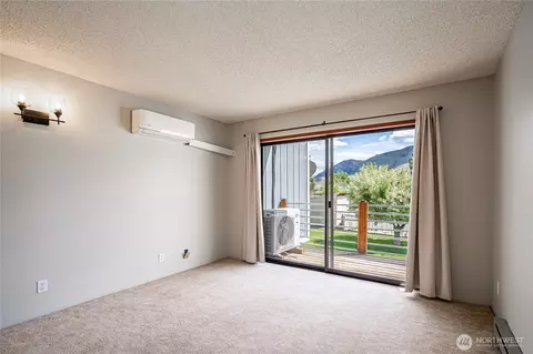 228 E Gibson Ave, Chelan, WA 98816 photo 15
