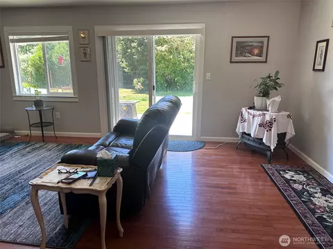Living - 380 Evergreen Loop, Forks, WA 98331 photo 6 of 6