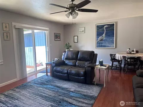 Living - 380 Evergreen Loop, Forks, WA 98331 photo 2 of 6