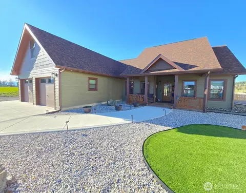 2112 Ringneck Loop, Colville, WA 99114