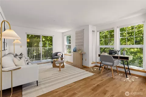 2820 E Madison St #204, Seattle, WA 98112