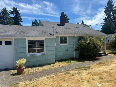 12226 Ashworth Ave N, Seattle, WA 98133