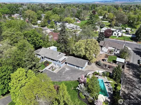 811 Statesman, Walla Walla, WA 99362