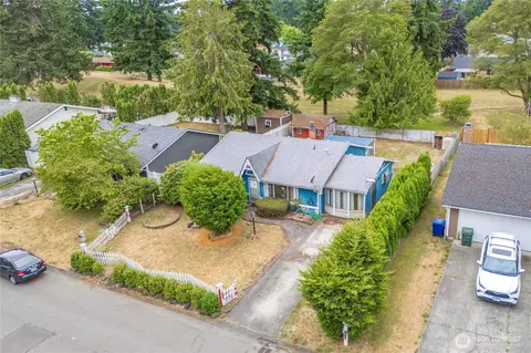 15406 12th Ave E, Tacoma, WA 98445