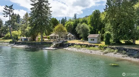 16617 Delano Rd SW, Lakebay, WA 98349