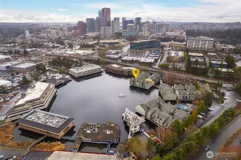 7 Lake Bellevue Dr #208, Bellevue, WA 98005