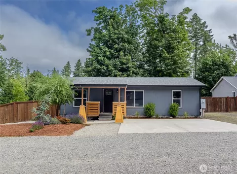 7113 E Dakota St, Port Orchard, WA 98366