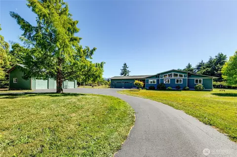162 Creekside Dr, Sequim, WA 98382