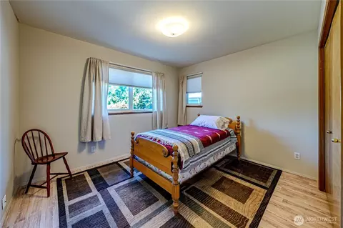 Bedroom - 162 Creekside Dr, Sequim, WA 98382 photo 3 of 3