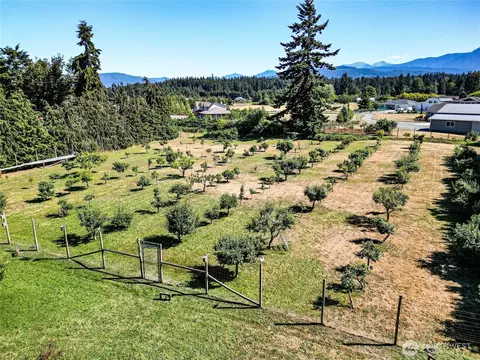 Exterior - 162 Creekside Dr, Sequim, WA 98382 photo 9 of 10