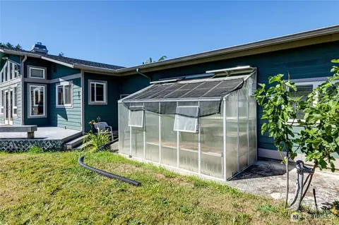 Exterior - 162 Creekside Dr, Sequim, WA 98382 photo 7 of 10