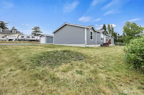 1671 Phillip St, Oak Harbor, WA 98277