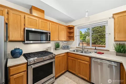 Kitchen - 20311 86th Avenue Ct E, Spanaway, WA 98387 photo 1 of 3