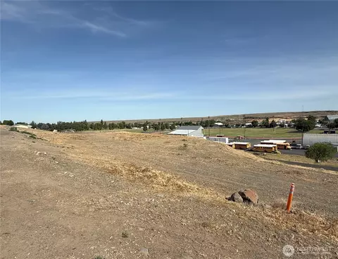 301 W 6th, Odessa, WA 99159