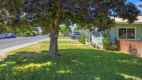 415 E Hamlet St, Othello, WA 99344 photo 3