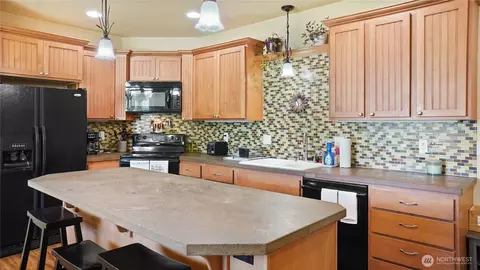 415 E Hamlet St, Othello, WA 99344 photo 2