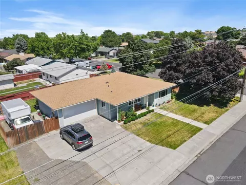 415 E Hamlet St, Othello, WA 99344 photo 7