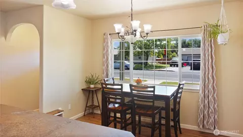 415 E Hamlet St, Othello, WA 99344 photo 4