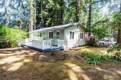 31 SE Clematis Ct, Shelton, WA 98584