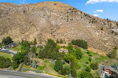 1100 Pitcher Canyon Rd, Wenatchee, WA 98801