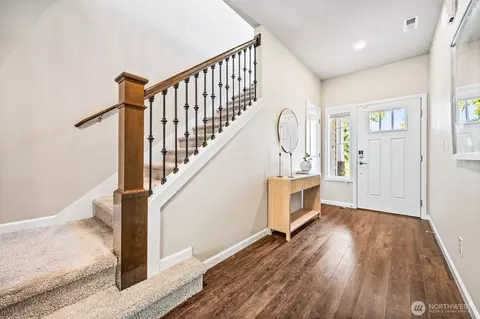 Entry Way - 4410 237th Pl SE, Bothell, WA 98021 photo 2 of 2